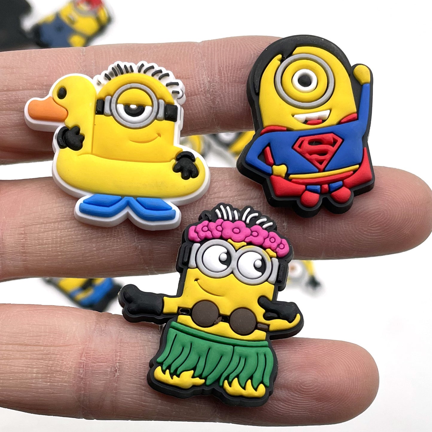 CF30  Crocs Croc Charms Minions  Decoration Silicon