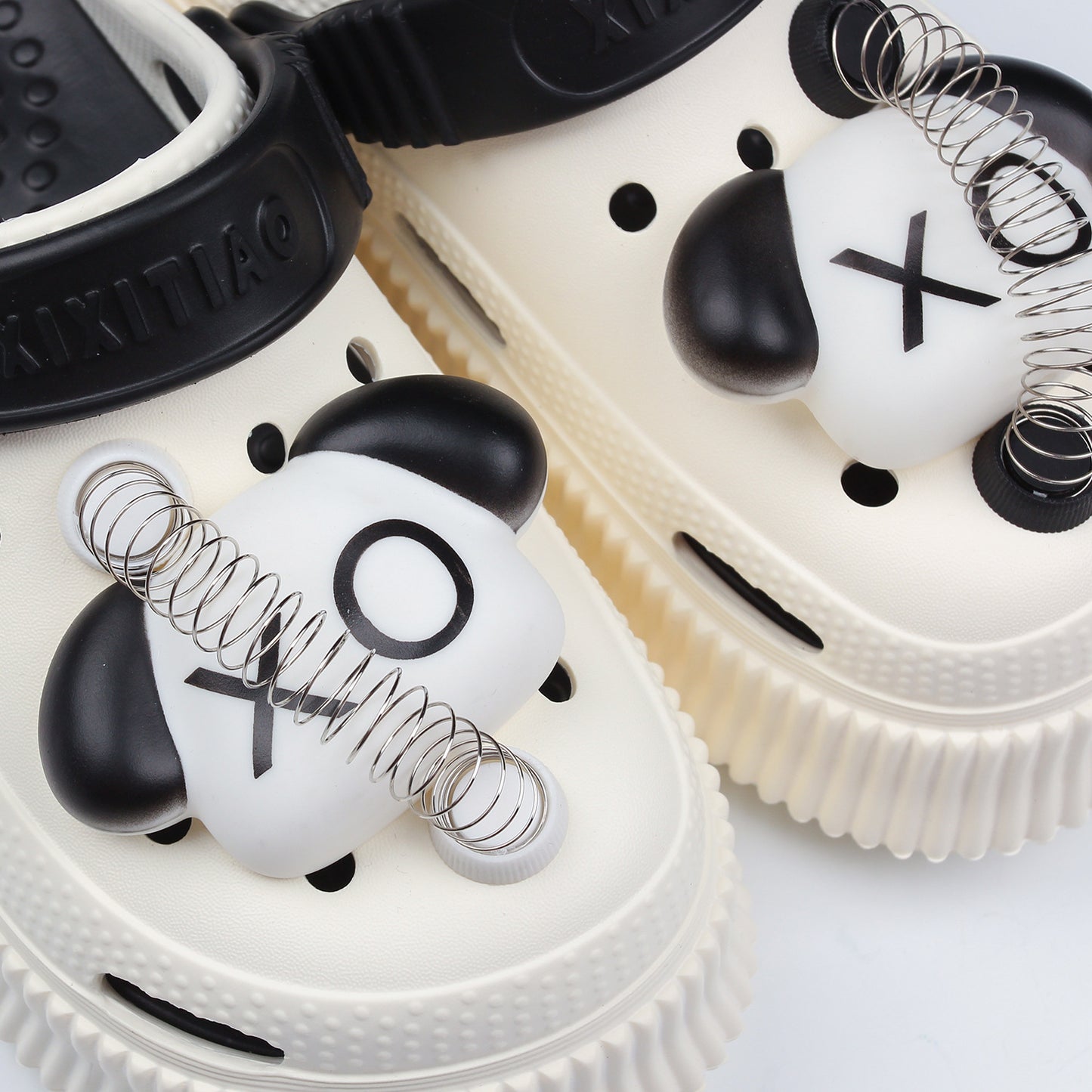 CCM  05  Crocs Croc Charms  Bear Spring Decoration