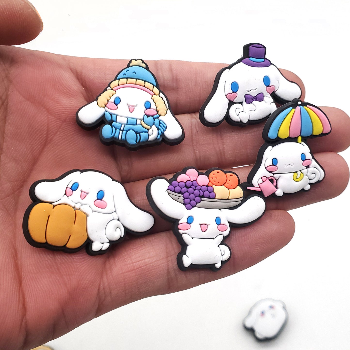 CF 11  Crocs Croc Charms Dog Cinnamoroll  Decoration Silicon Beads